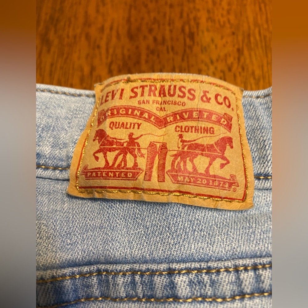 Levi’s 721 high-rise skinny distressed jeans. Size 22W ￼ - Picture 12 of 12
